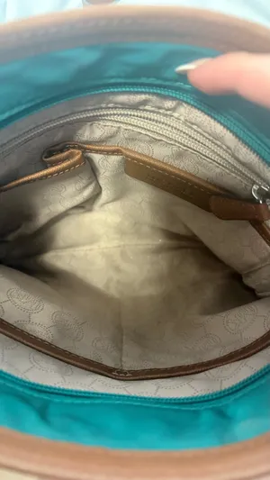 Michael Kors Purse thumbnail 3