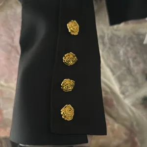 Commense Metal Button Cutout Polo Shirt size large thumbnail 3