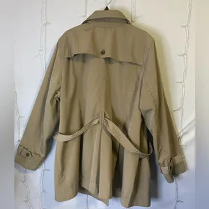 omen's Tan Trench Coat Size 2X thumbnail 6
