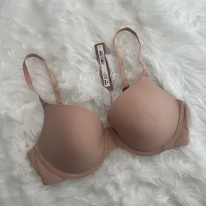 Skims Fits Everybody T-shirt Demi Bra Mica Size 34C thumbnail 3