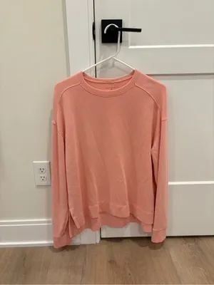 Travis Mathew Skyloft Soft Crew Size Medium thumbnail 2