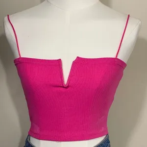 Zara Cami Top Womens Small Hot Pink Ribbed Notched V-Neck Spaghetti Strap‎ NEW thumbnail 1
