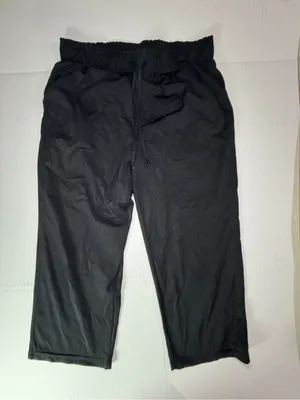 Women’s Black Slim Pull thumbnail 2