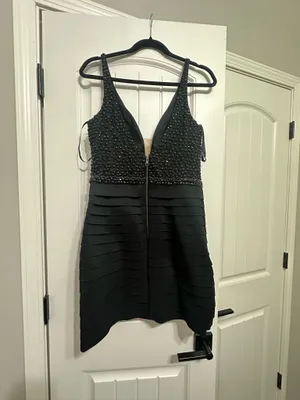 Sherri Hill Homecoming Black Deep V Neck Short Dress with Beading thumbnail 4