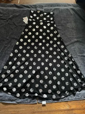 LuLaRoe Skirt thumbnail 2