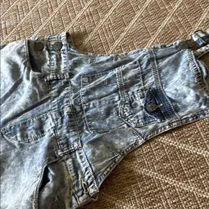 Vanilla Star Gray Acid Wash Denim Overalls thumbnail 4