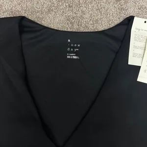 NWT a new day women’s vest XL ✨ thumbnail 3