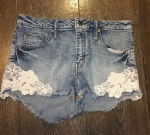 Mossimo High Rise Lace Raw Hem Boho Denim Shorts Size 10/30 thumbnail 3