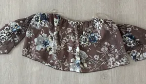 Cropped Flowy Top Windsor thumbnail 1