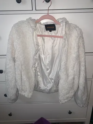 Ambiance Apparel White Winter Faux Fur Zip-up Jacket thumbnail 2
