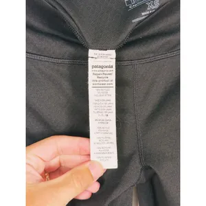 Patagonia Womens Capilene Midweight Leggings XS Black Base Layer Hiking Outdoor thumbnail 11