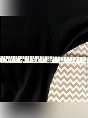 XL Young & Reckless Tropical Tee T-Shirt thumbnail 4