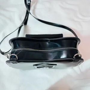 Dr. Martens Vegan Bow Bag in Black Oxford - NWT thumbnail 8