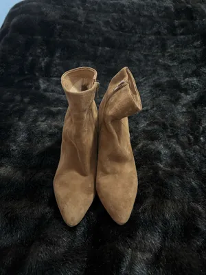 STEVE MADDEN Therese Ankle Cognac Suede Ankle Booties size 9 M Boots Shoes thumbnail 2