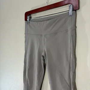 Alo Yoga 7/8 High-Waist Airbrush Legging - Taupe- Sz S Double Mesh Side Outdoor thumbnail 2