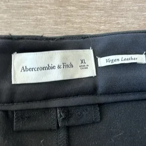 Abercrombie & Fitch Black Vegan Leather Shorts Size: XL thumbnail 2