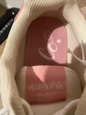New With Tag Disney Kids Cream and Pink Mickey Sneakersnew Size 8 thumbnail 6