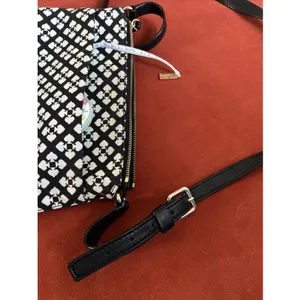Kate Spade New York Victoria Classic Pink Stripe Crossbody Bag thumbnail 8
