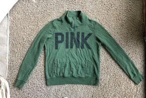 VS pink sweater Sz M thumbnail 1