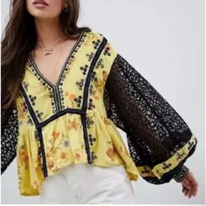 FREE PEOPLE Boogie All Night‎ Lace Sleeve Blouse Ballon sleeve lace Sz M NWT thumbnail 1
