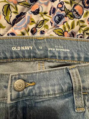 Old Navy Jeans thumbnail 2