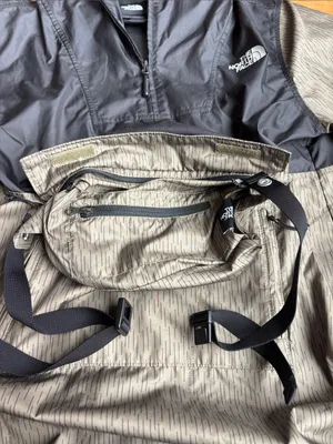 North Face windbreaker thumbnail 7