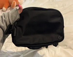 Lululemon Belt Bag thumbnail 1