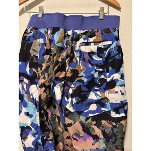 NEW Free People Mesmerize Me Print Cargo Pants Size Medium Purple Camo Wide Leg thumbnail 12