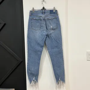 Abercrombie & Fitch High Rise Distressed Frayed Hem Skinny Jeans Size 27/ 4 thumbnail 4