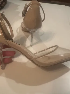 NWOT Steve Madden Alessia Sz 6.5 Nude Patent Pointed-Toe Ankle-Strap Heels thumbnail 3