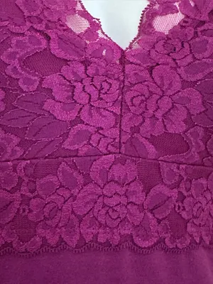 WET SEAL Rich Berry Pink Halter Top V-Neck Floral Lace Tank Top Sz M thumbnail 6