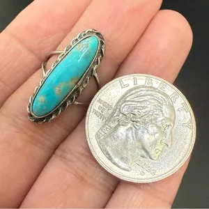 Vintage Unsigned Handcrafted Sterling Silver Oval Turquoise Ring Size 4 4g. thumbnail 4