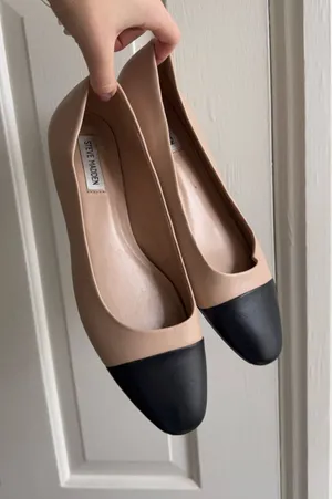 Steve Madden Ballet Flats Black Tan thumbnail 1