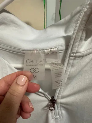 Women's White Quarter thumbnail 2