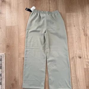 DR Essentials Light Green Sweatpants Gray Size XL thumbnail 6