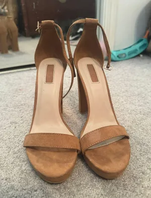 tan/orange heels Size 7.5 thumbnail 1