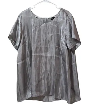 Torrid Women Abbey Iridescent flutter sleeve top 2X‎ Silver Blouse Metallic NWT thumbnail 1