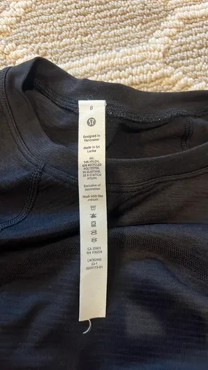 Lululemon Black Cropped Long Sleeve thumbnail 4