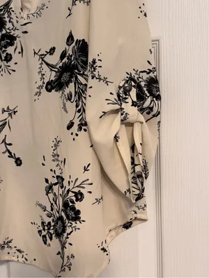 Maurice’s Cream Black Floral Print V-neck Roll-Tab Sleeves Chiffon Blouse Large thumbnail 4