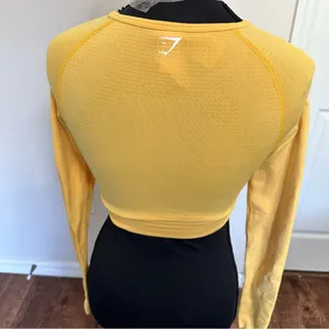 Gym Shark Long Sleeve Cropped Activewear Top - Women's Size XSmall Yellow thumbnail 4