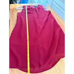 Forever 21 Burgundy Pleated Neck Sleeveless Shift Mini Dress Size Small thumbnail 6
