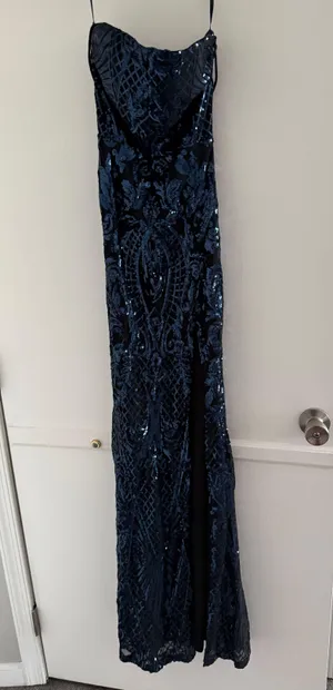 Prom Dress thumbnail 1
