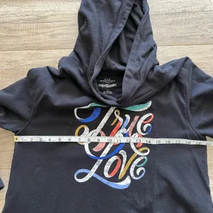 Anthropologie Super Nice Letters True Love Cropped Graphic Hoodie M Sweatshirt‎ thumbnail 4