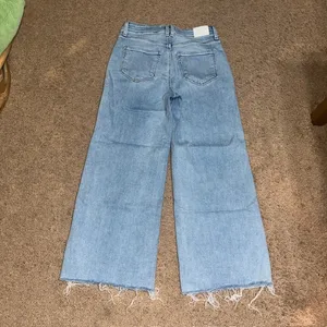 Paige Anessa Wide Leg Jeans High Rise‎ Patch Pocket Raw Hem Shooting Star 27 thumbnail 5