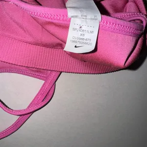 Nike Hot Pink Ribbed Sports Bra with Black Swoosh NEW Size XS thumbnail 8