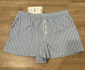 Zara Shorts, NWT! thumbnail 1