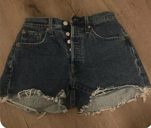 Levi’s 501 Shorts thumbnail 1