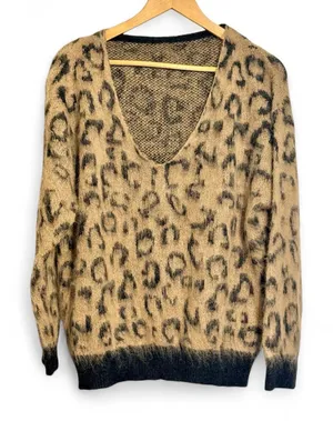 Leopard Print Fuzzy V-Neck Sweater Black Tan Knit Jumper Size L thumbnail 1