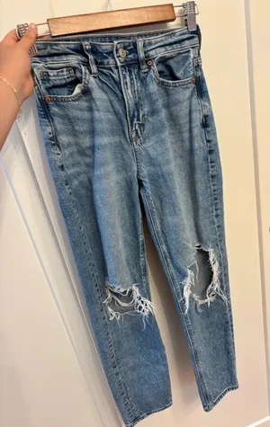 American Eagle Jeans thumbnail 1
