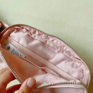 Lululemon Everywhere Belt Bag 1L - Pink Mist/Silver thumbnail 9